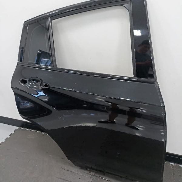 Porta Lata Traseira Direita Bmw X4 2017  Detalhe