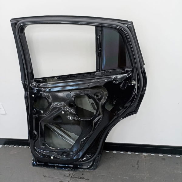 Porta Lata Traseira Direita Bmw X4 2017  Detalhe