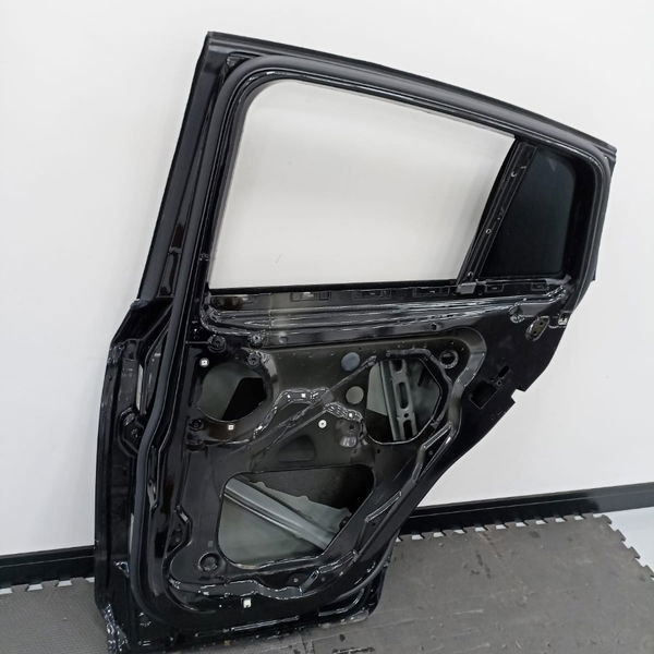 Porta Lata Traseira Direita Bmw X4 2017  Detalhe