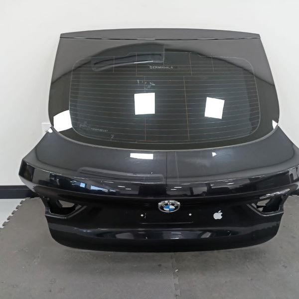 Tampa Traseira Lata Bmw X4 2017  Detalhe