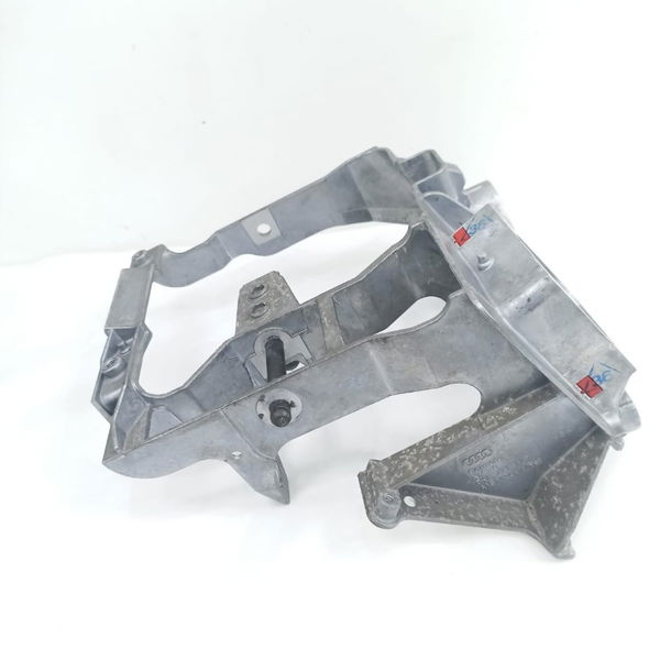 Suporte Pedal Audi Rs5 4.2 V8 2011 8k1721117