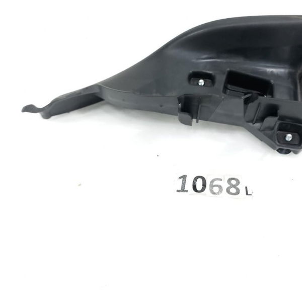 Acabamento Cinto Traseiro Esquerdo Rs5 4.2 V8 2011