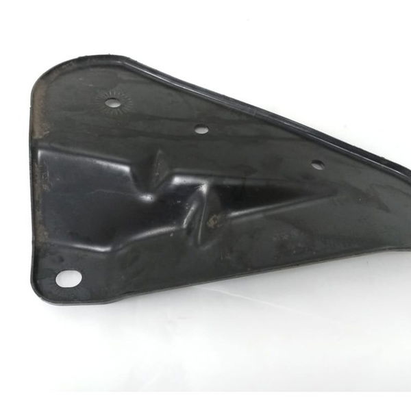 Suporte Interno Traseiro Esquerdo Audi Rs5 4.2 V8 2010