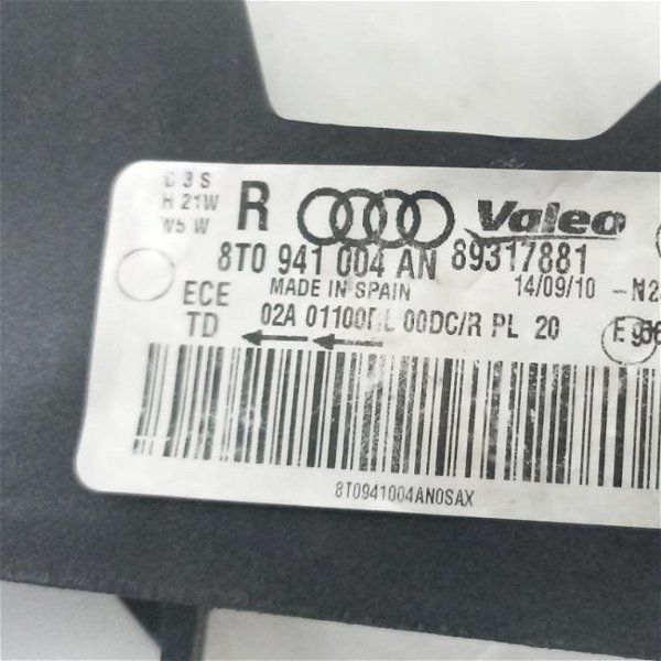 Suporte Farol Direito Audi Rs5 4.2 V8 2010