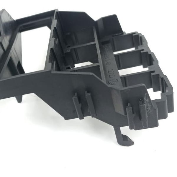 Suporte Fusível  Audi Rs5 2010 Detalhe 8k0937545