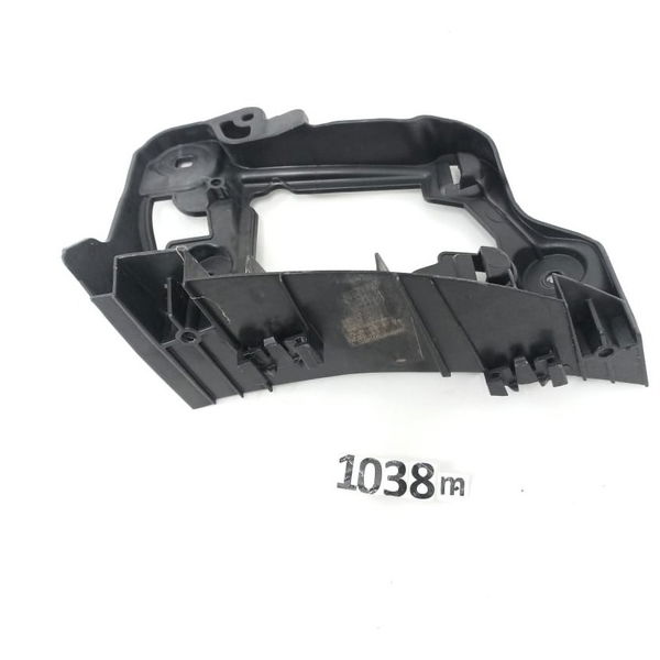 Guia Parachoque Traseiro Esquerdo Vw Passat Cc V6 2014 