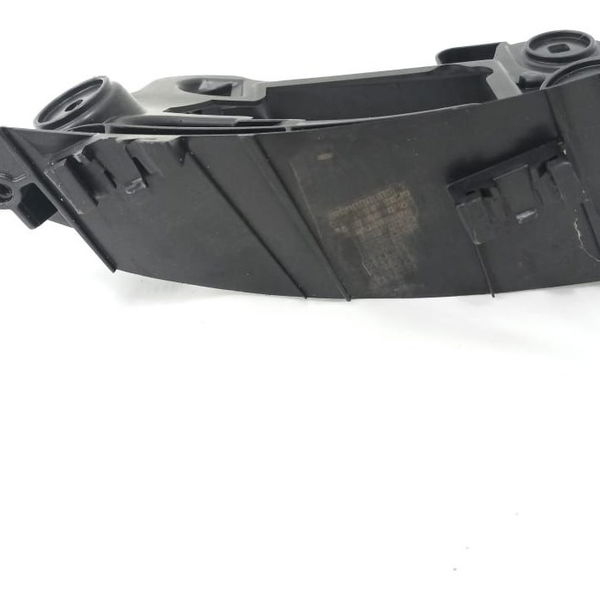 Guia Parachoque Traseiro Esquerdo Vw Passat Cc V6 2014 