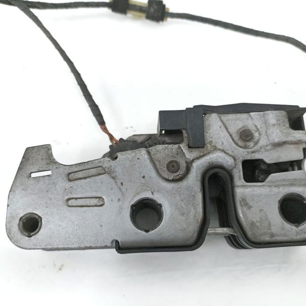 Fechadura Capô Dianteiro Vw Passat Cc V6 2014