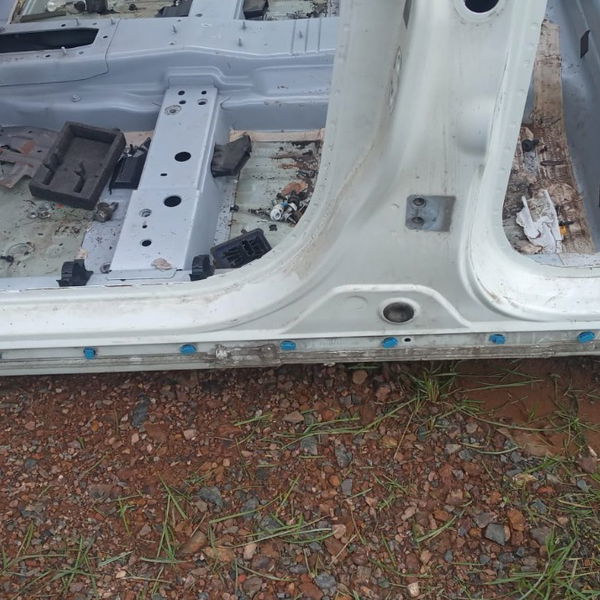 Caixa De Ar Com Coluna T Lado Esquerdo Jeep Compass