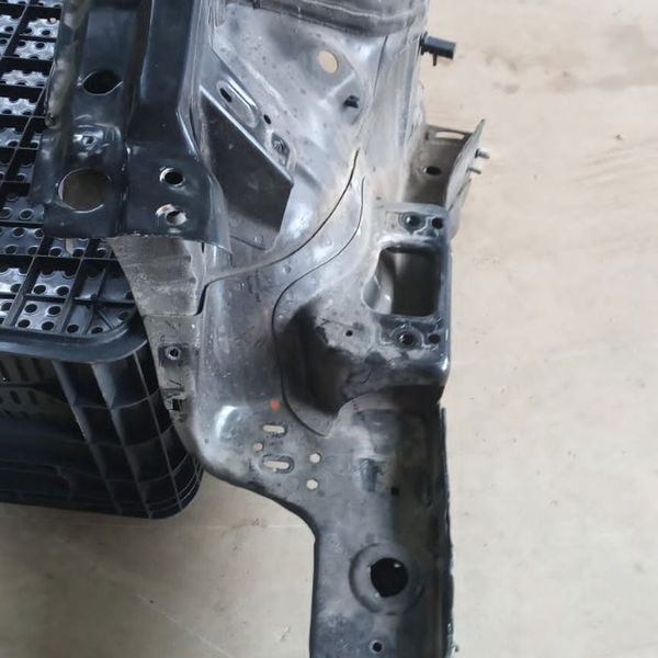 Longarina Dianteira Dianteira Volkswagen Passat Cc 2014