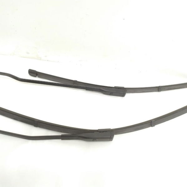 Par Braço Limpador Parabrisa Audi Rs5 4.2 V8 2010 2011