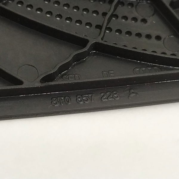 Tela Alto Falante Direito Painel Audi Rs5 4.2 V8 2010 2011