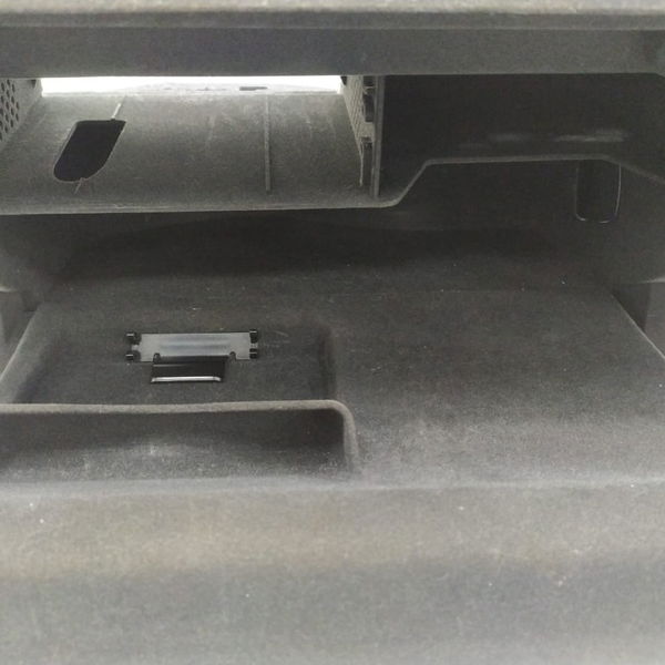 Porta Luvas Audi Rs5 4.2 V8 2010 2011 Detalhe