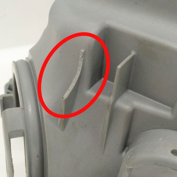 Suporte Caixa Fusível Audi Rs5 4.2 V8 2010 2011 Detalhe