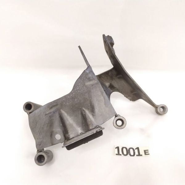 Suporte Dianteiro Esquerdo Audi Rs5 4.2 V8 2010 2011