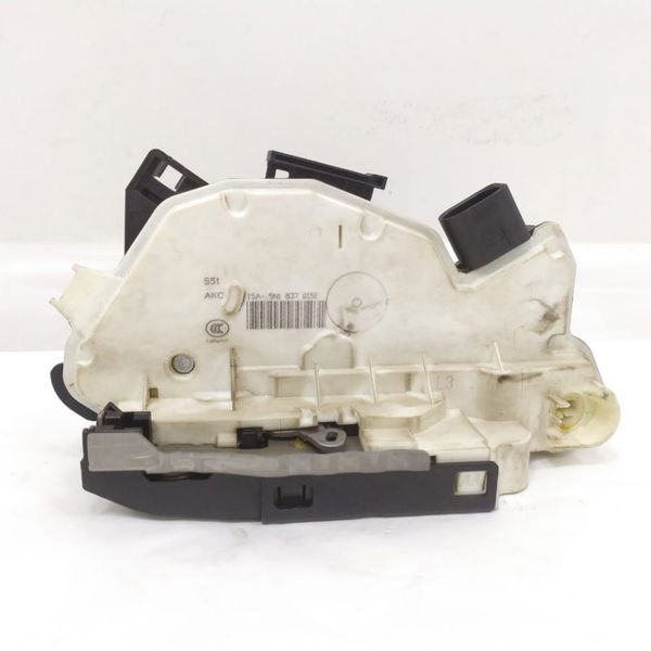 Fechadura Porta Dianteira Esquerda Vw Passat Cc 2014