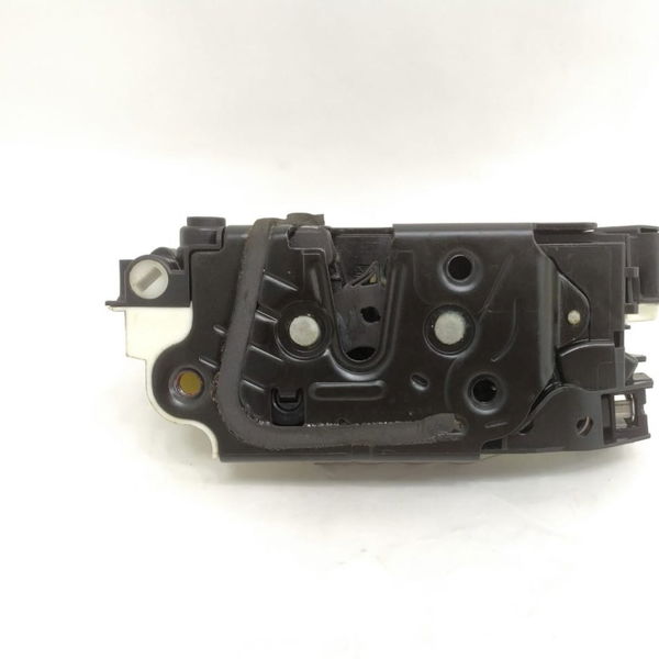 Fechadura Porta Traseira Esquerda Vw Passat Cc 2014