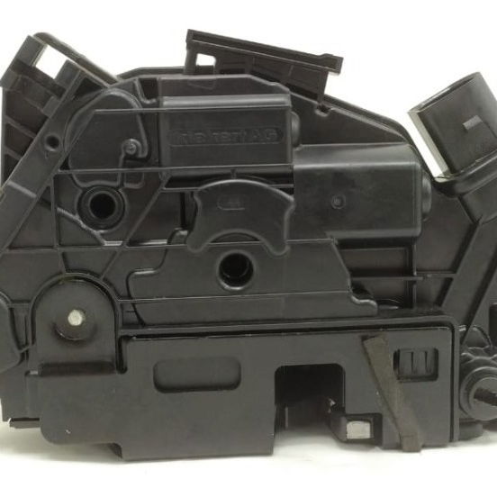 Fechadura Porta Traseira Direita Vw Passat Cc 2014