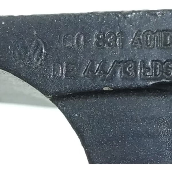 Dobradiça Porta Dianteira Esquerda Vw Passat Cc 2014