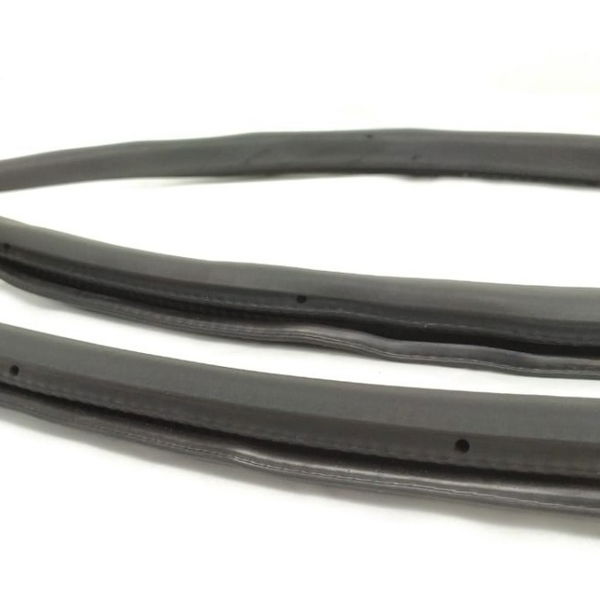 Borracha Porta Dianteira Direita Vw Passat Cc 2014