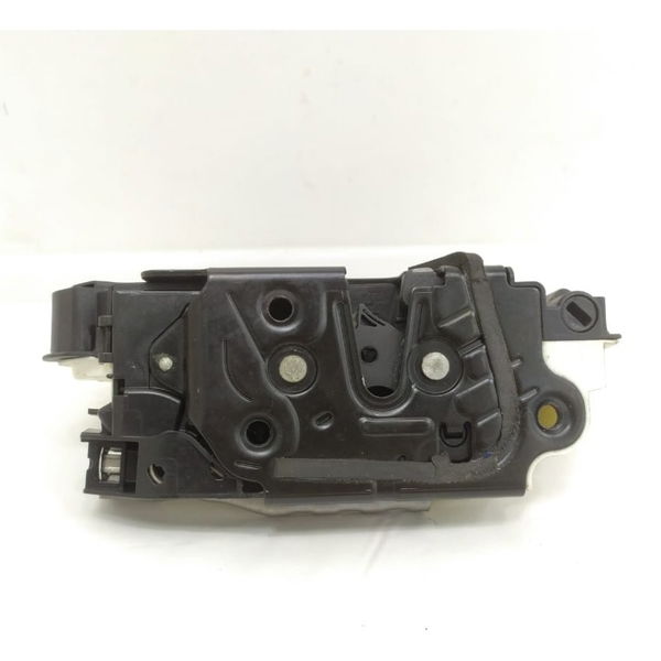 Fechadura Porta Dianteira Direita Vw Passat Cc 2014