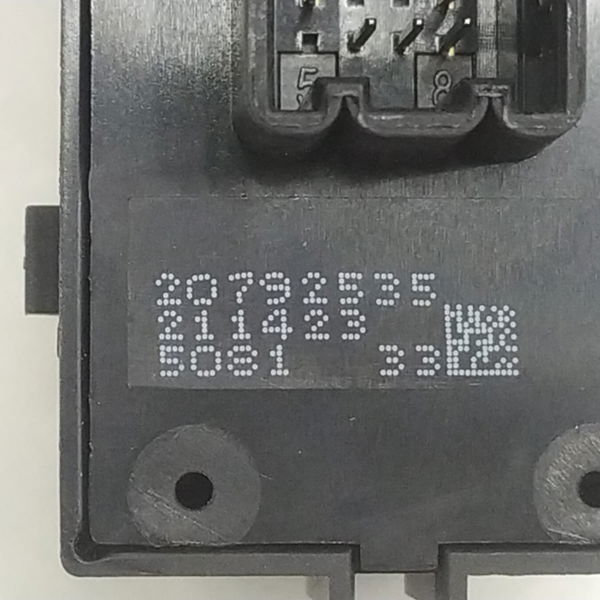 Botão Comando Vidro Traseiro Esquerdo Gm Tracker 2015