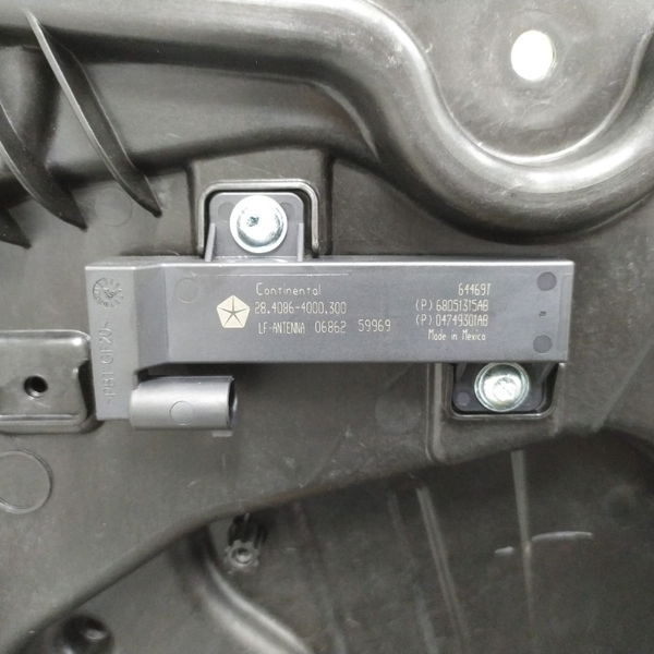 Máquina Vidro Traseiro Direito S/ Motor Compass 2018 Detalhe