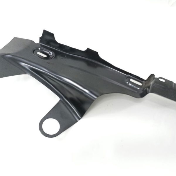 Suporte Soleira Direita 3c0853232 Vw Passat Cc V6 2014 