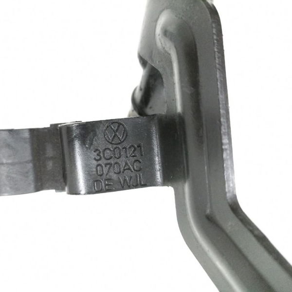 Cano Água Vw Passat Cc V6 2014 3c0121070ac