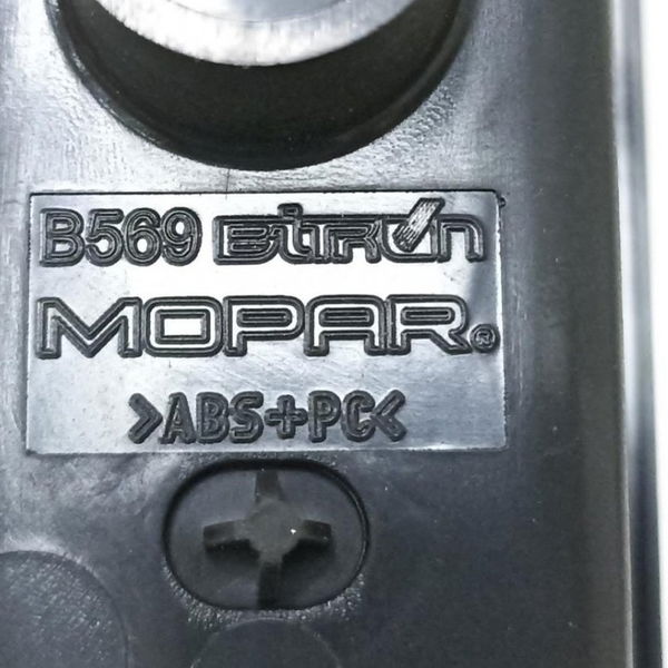 Moldura Botão Vidro Traseiro Direito Renegade 2018