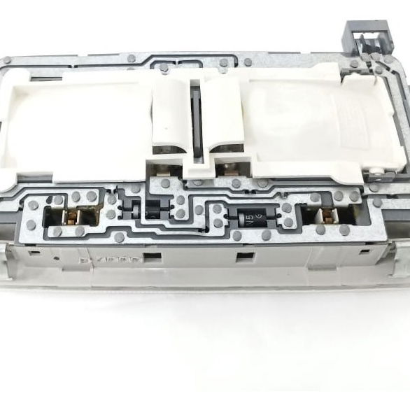 Luz Cortesia Teto Fiat Idea Adventure 2014-15 735244963