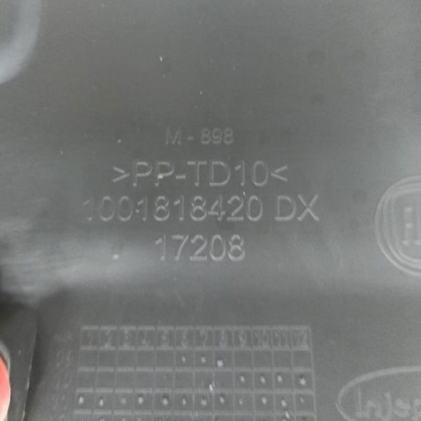 Moldura Porta Dianteira Direita Fiat Idea 1.8 2014.15