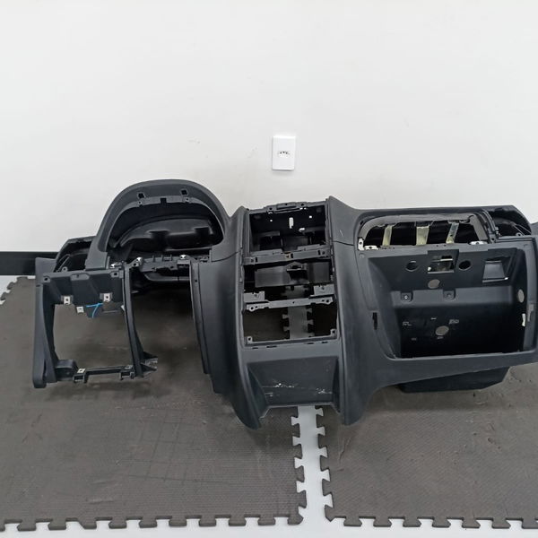 Painel Tabelier Fiat Idea Adventure 1.8 2014.15