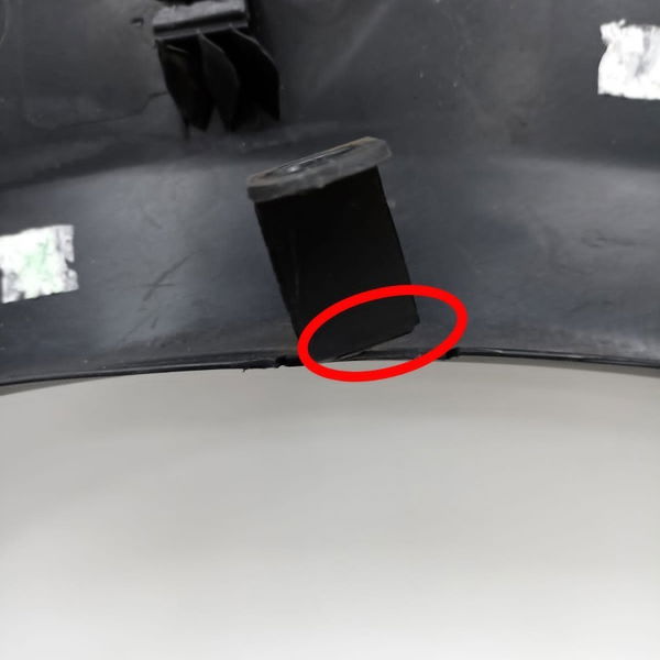 Aplique Paralama Dianteiro Esquerdo Wrv 2018  Detalhe