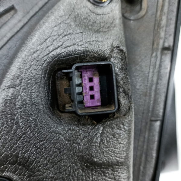 Retrovisor Direito Gm Sonic 2012  Detalhe