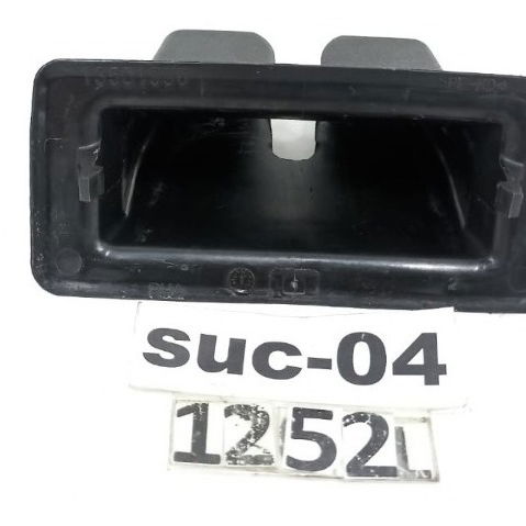 Acabamento Fechadura Porta Malas Gm Sonic 2012