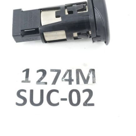 Tomada 12v Renault Fluece 2016 52041583