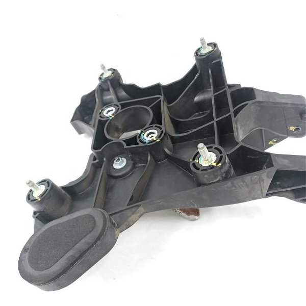 Suporte Pedal Gm Sonic 2012 95020247