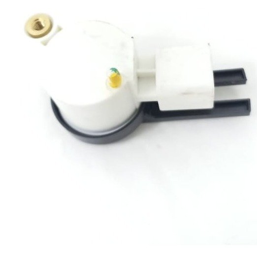 Sensor Pedal Freio Gm Sonic 2012 10302722
