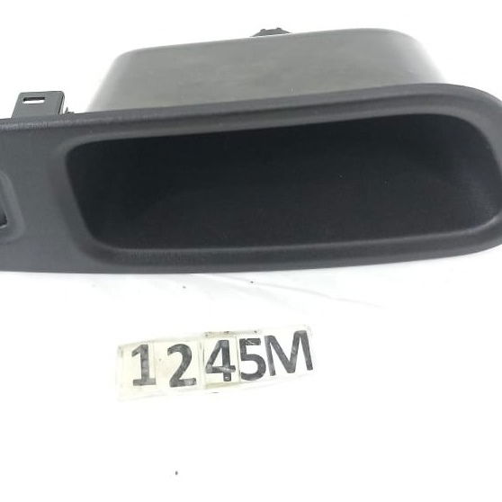 Acabamento Botão Vidro Traseira Esquerda Fiat Toro 2019