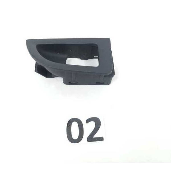 Moldura Botão Abertura Tampa Traseira Audi A4 2011 