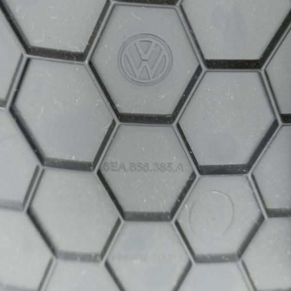 Acabamento Inferior Painel Vw Nivus 2020.21 6ea858365a