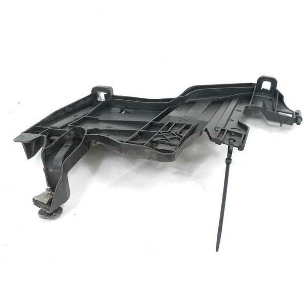 Suporte Inferior Farol Direito Audi A4 2011 