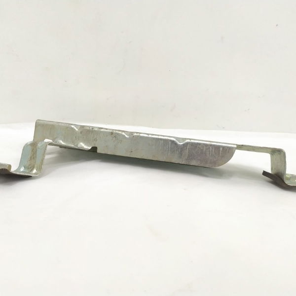 Suporte Forro Porta Dianteira Direita Fiat Idea 1.8 2015