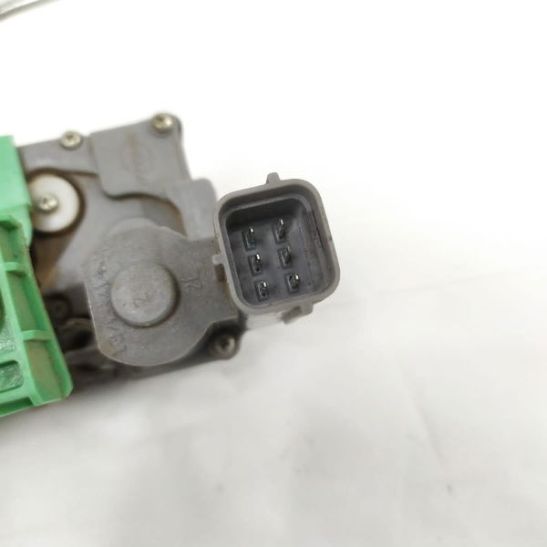Fechadura Porta Dianteira Esquerda Idea 1.8 2015 Detalhe