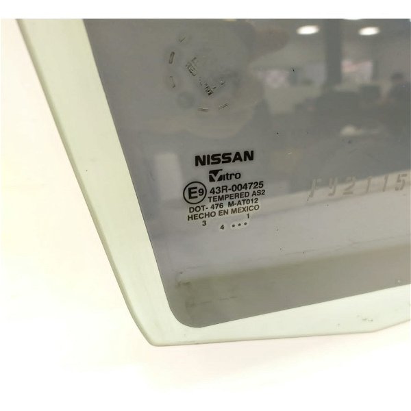 Vidro Porta Dianteira Direita Nissan Sentra 2015