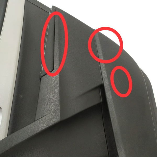 Forro Porta Traseira Direita Toyota Corolla 2016 N1 Detalhe