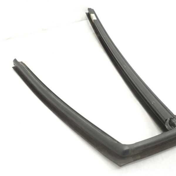 Borracha Guarnição Traseira Direita Bmw X1 2013