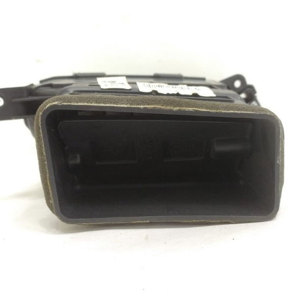 Difusor Ar Central Esquerdo Veloster 2013 974102v000