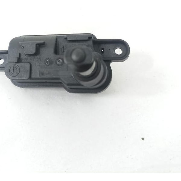 Motor Trava Portinhola Vw Tiguan R-line 2018 8v0862159